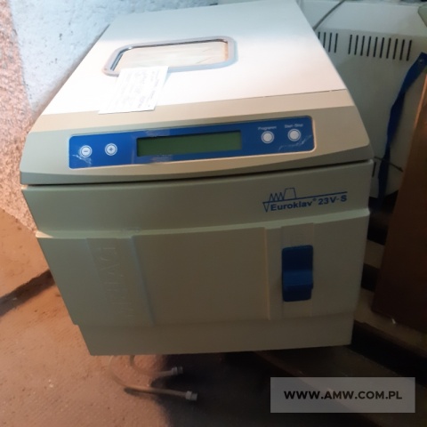 Sprzęt medyczny - pakiet zawierający 2 poz. asort., w tym: autoklaw EUROKLAV TYP 23VS - 3 szt., kinestezjometr ELEKTROMET K-3 - 1 szt. 